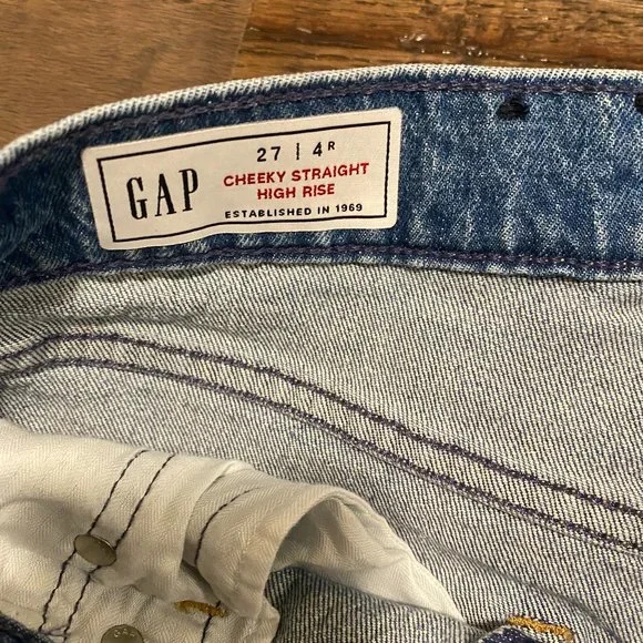 Gap Jeans | High Rise Cheeky Straight Jeans Light Indigo | Women's Size 27 Reg - Picture 4 of 5
